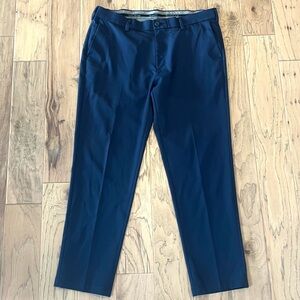 Haggar Cool Pro Slim Fit Men’s Navy Dress Pants, size 38x30